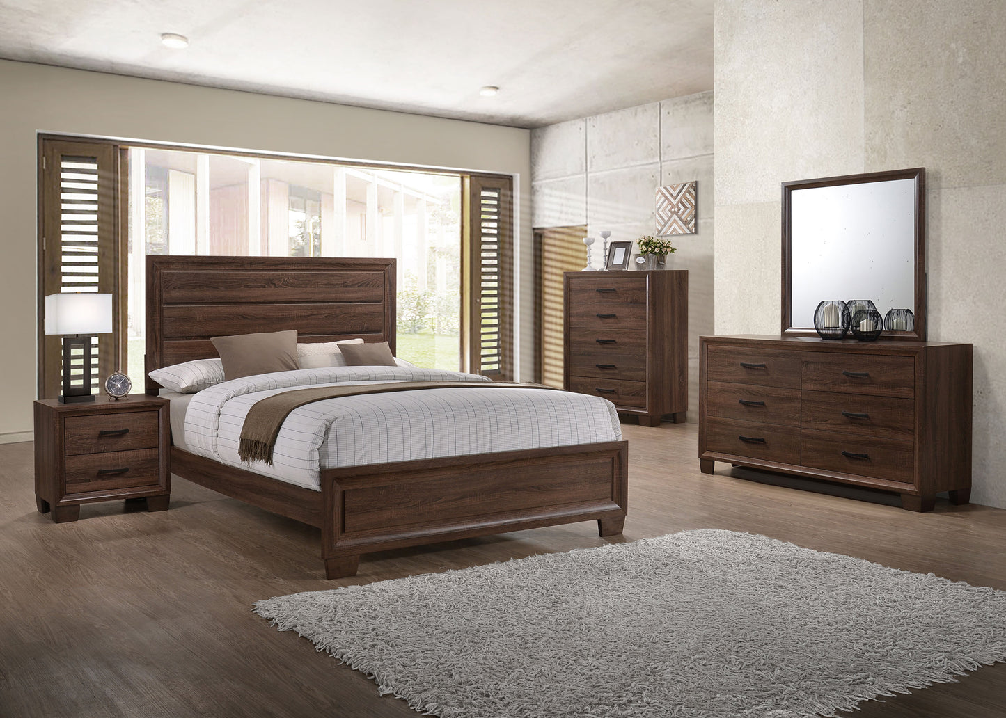 Brandon 4-piece Eastern King Bedroom Set Warm Brown