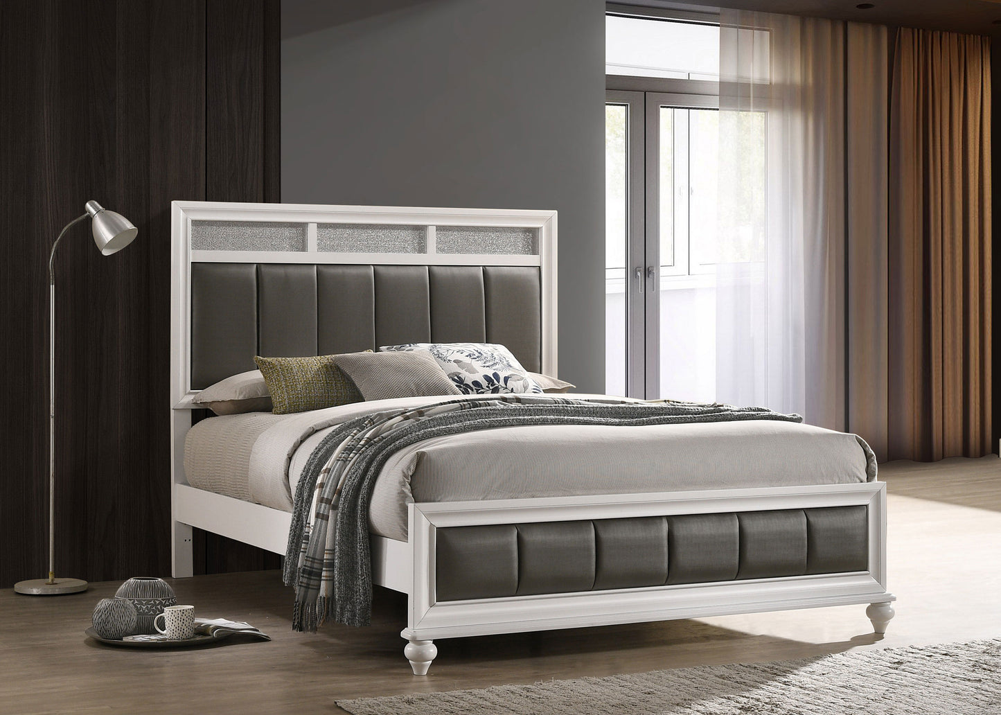 Barzini Wood Queen Panel Bed White